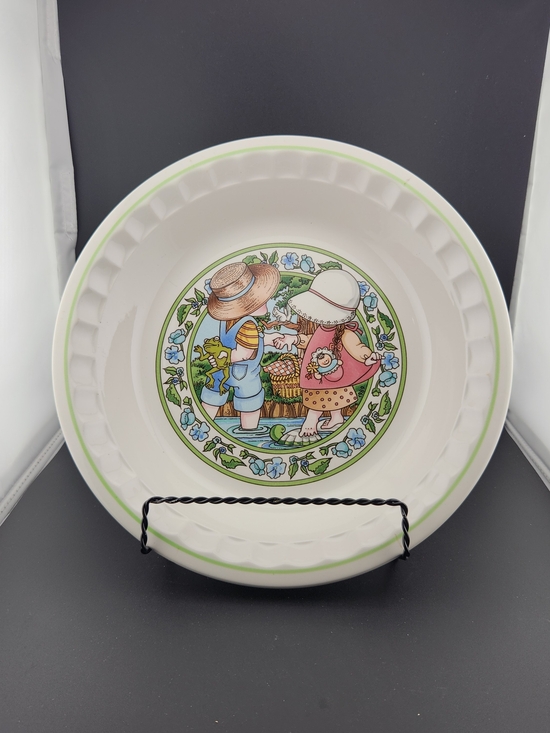Watkins Other - White Ceramic Pie Plate with Pastel Green Trim and Kids Illustration